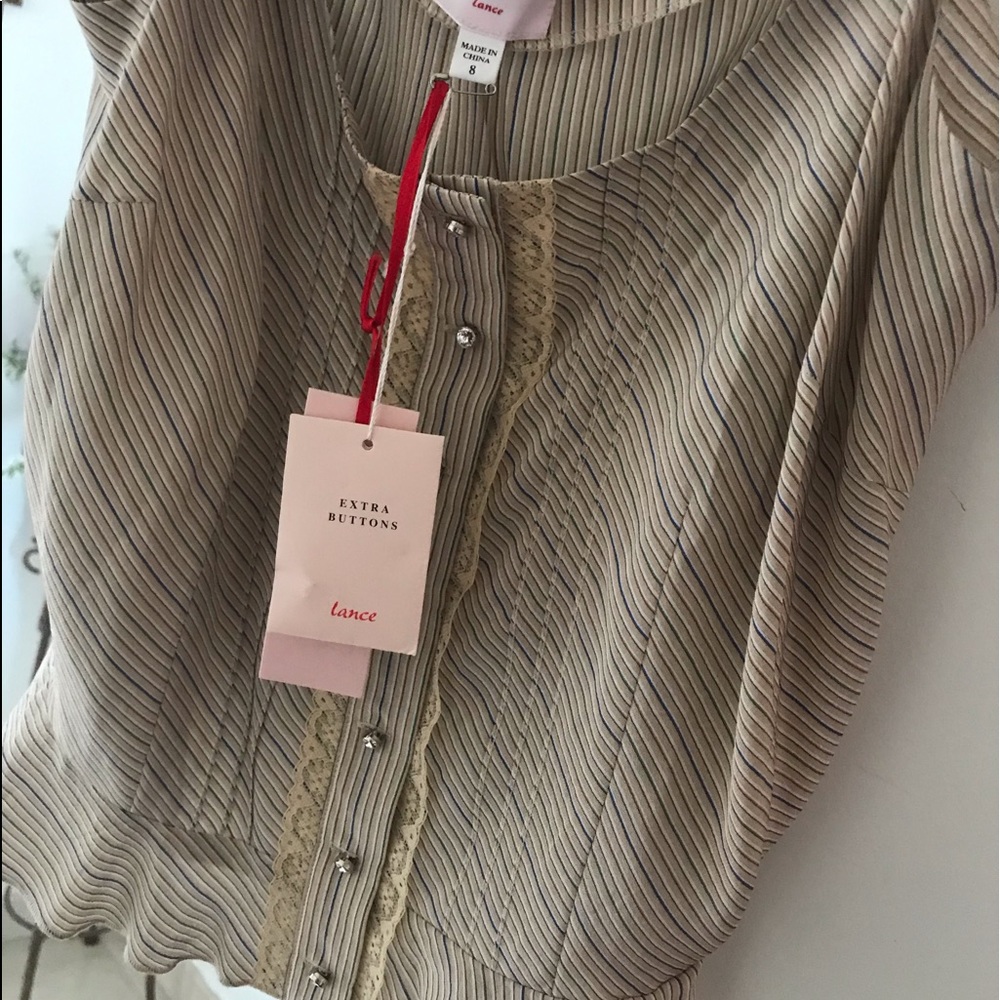 NWT LANCE Women’s 100% Silk Top Size 8
